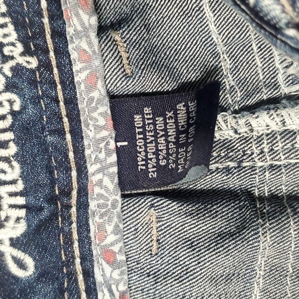 Jeans - Picture 2 of 4